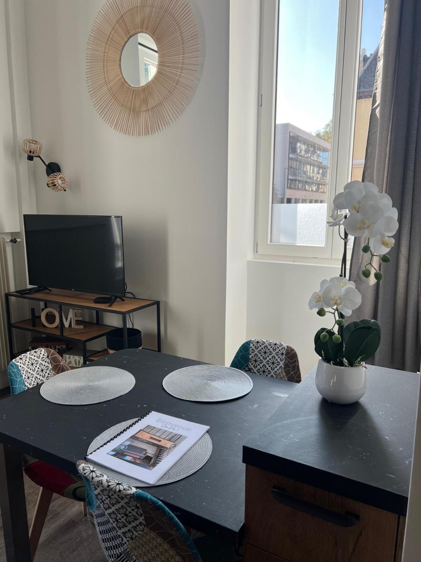 Le Terminus Appartement Aix-les-Bains Buitenkant foto
